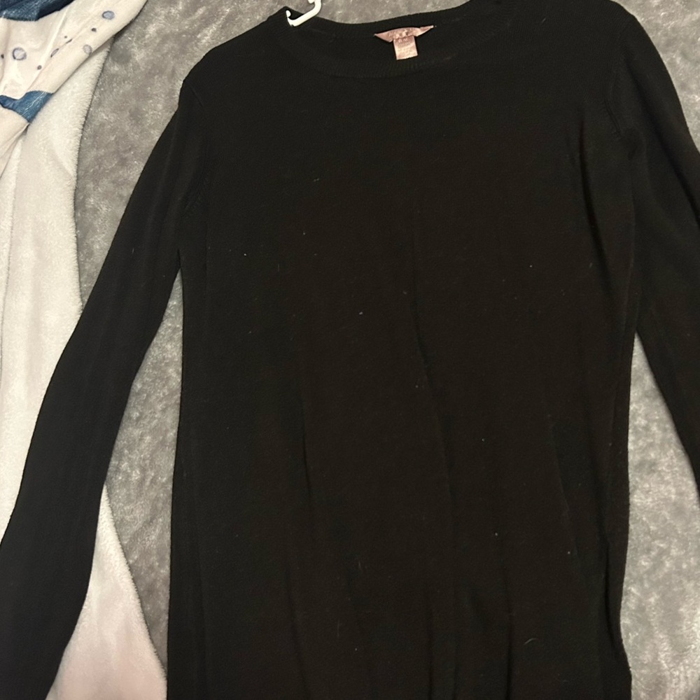 White Stag Classic Black Crew Neck Sweater